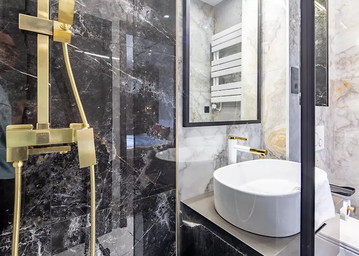 Ultra Luxury *