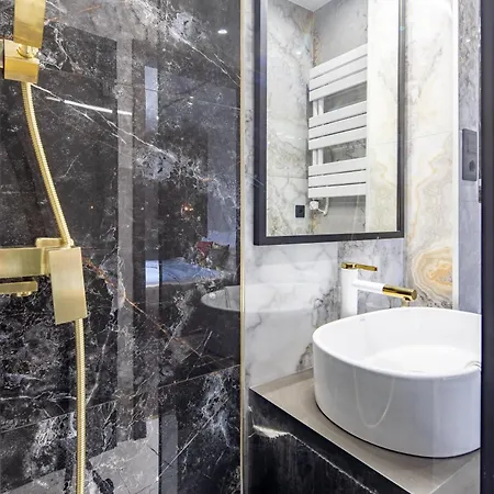 Ultra Luxury *